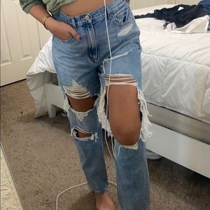American Eagle mom jeans